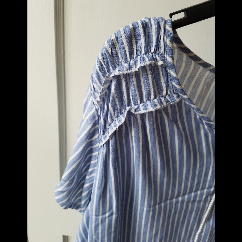 Striped Ruffle Top - Picture 2 of 4